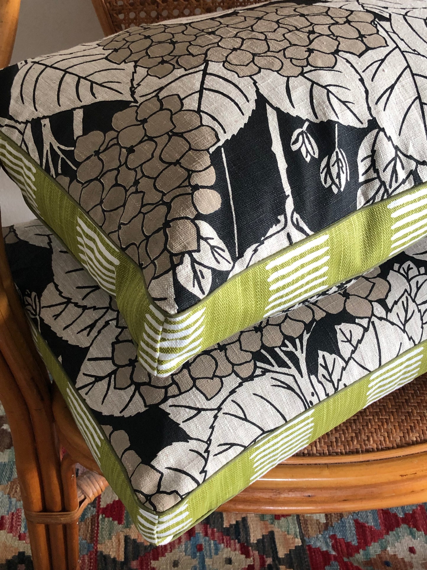 Walled hydrangea cushions