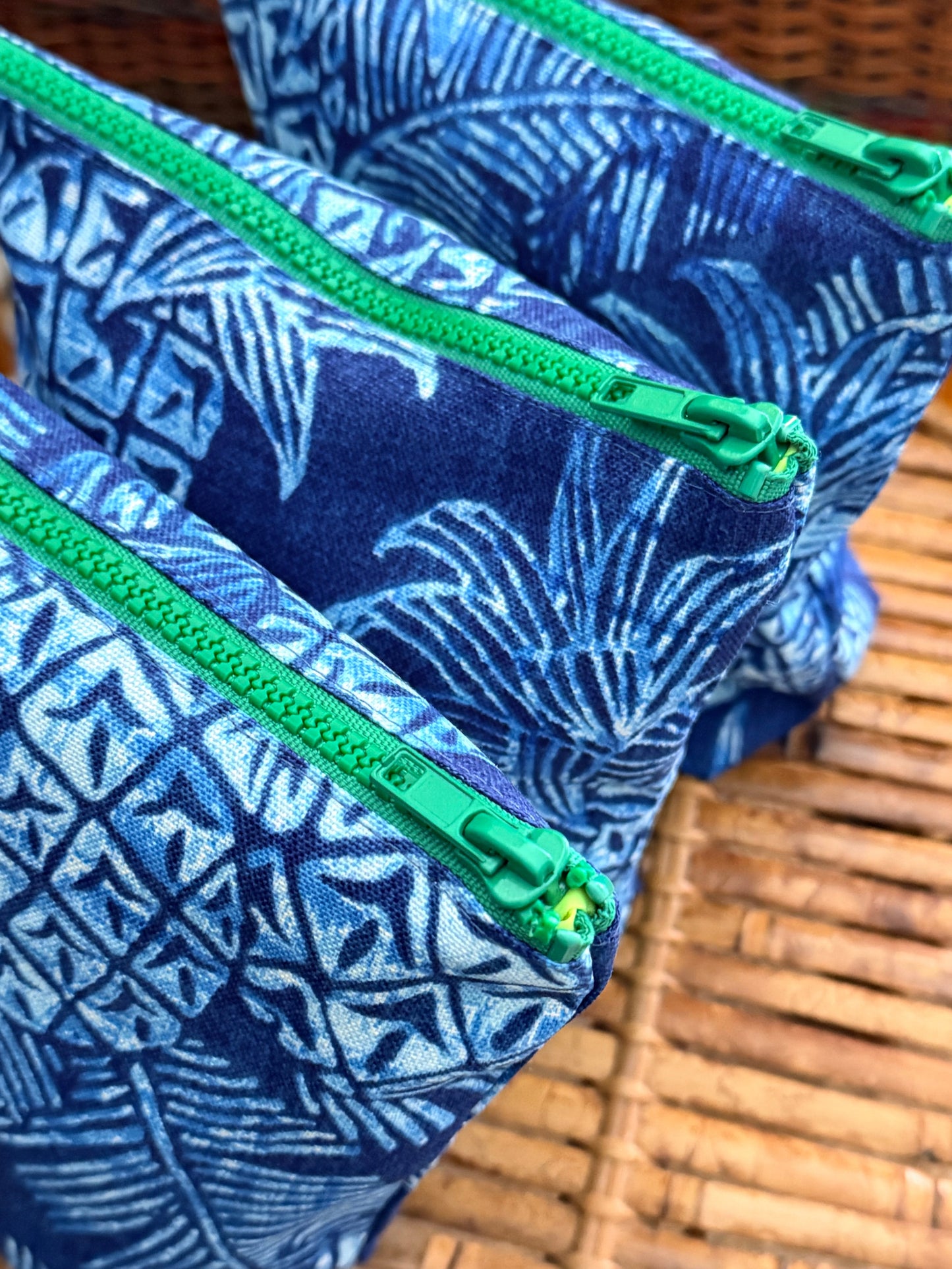 mini navy pineapple wetbag