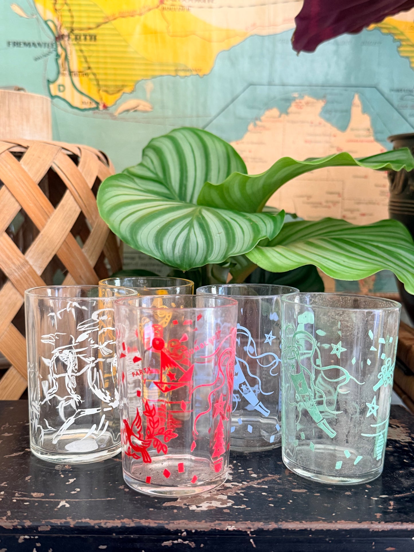 retro set tumblers