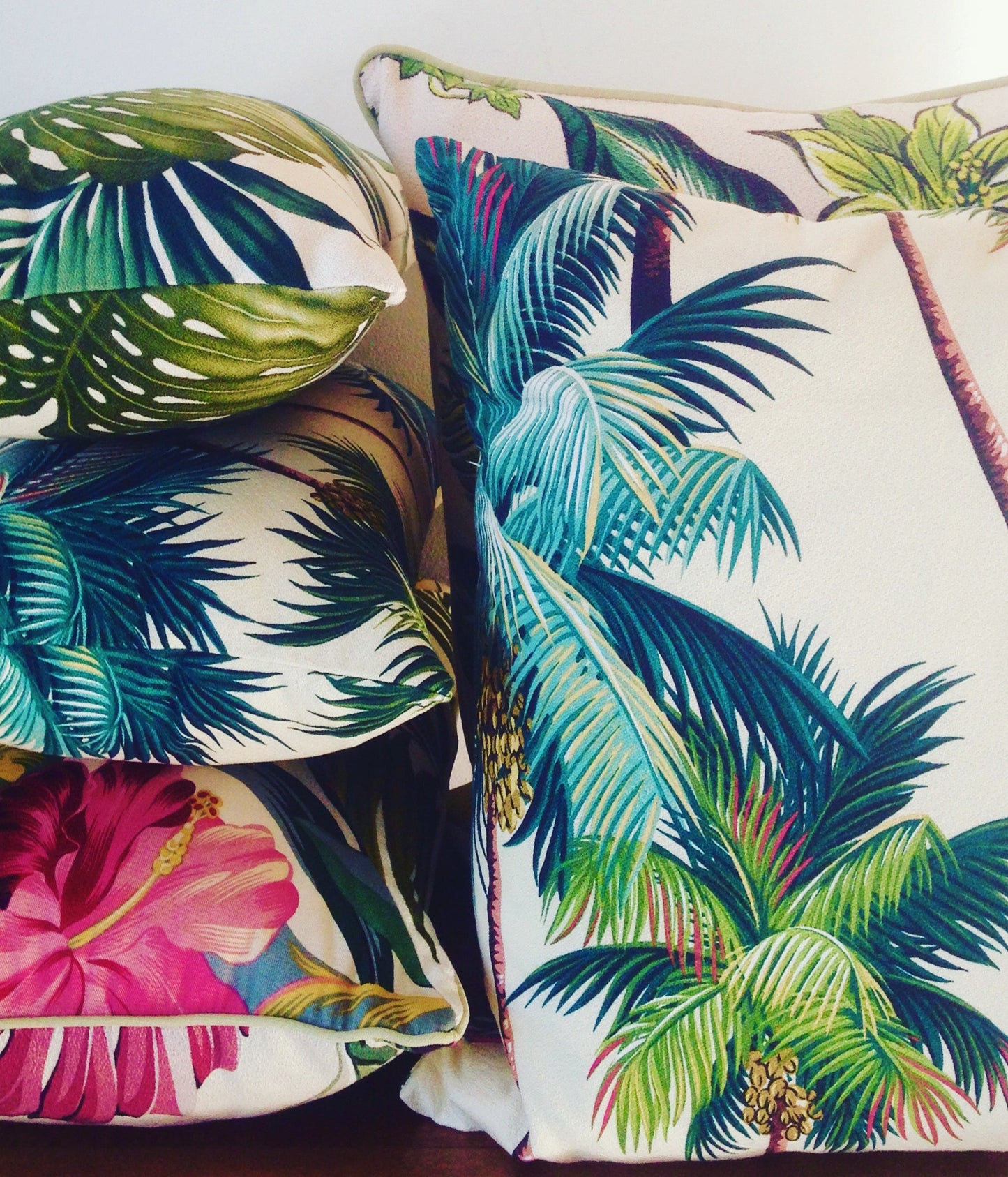 palm tree piped cushion