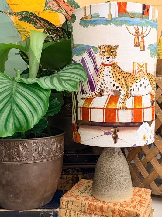Crackle aj leopard lamp