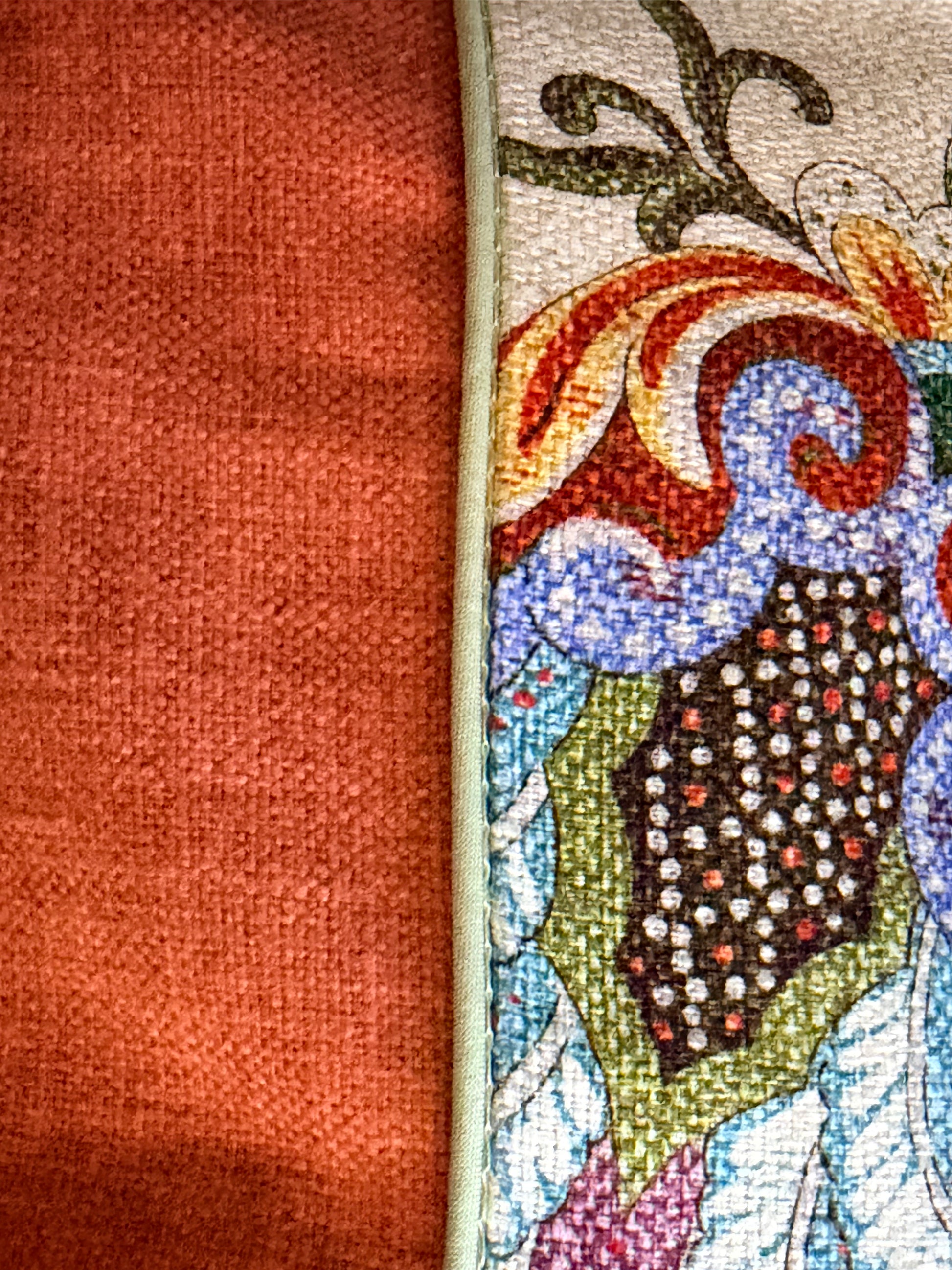 close up piping