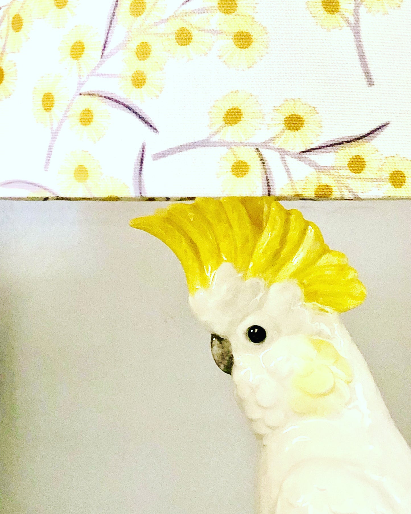 Little brother cockatoo table lamp