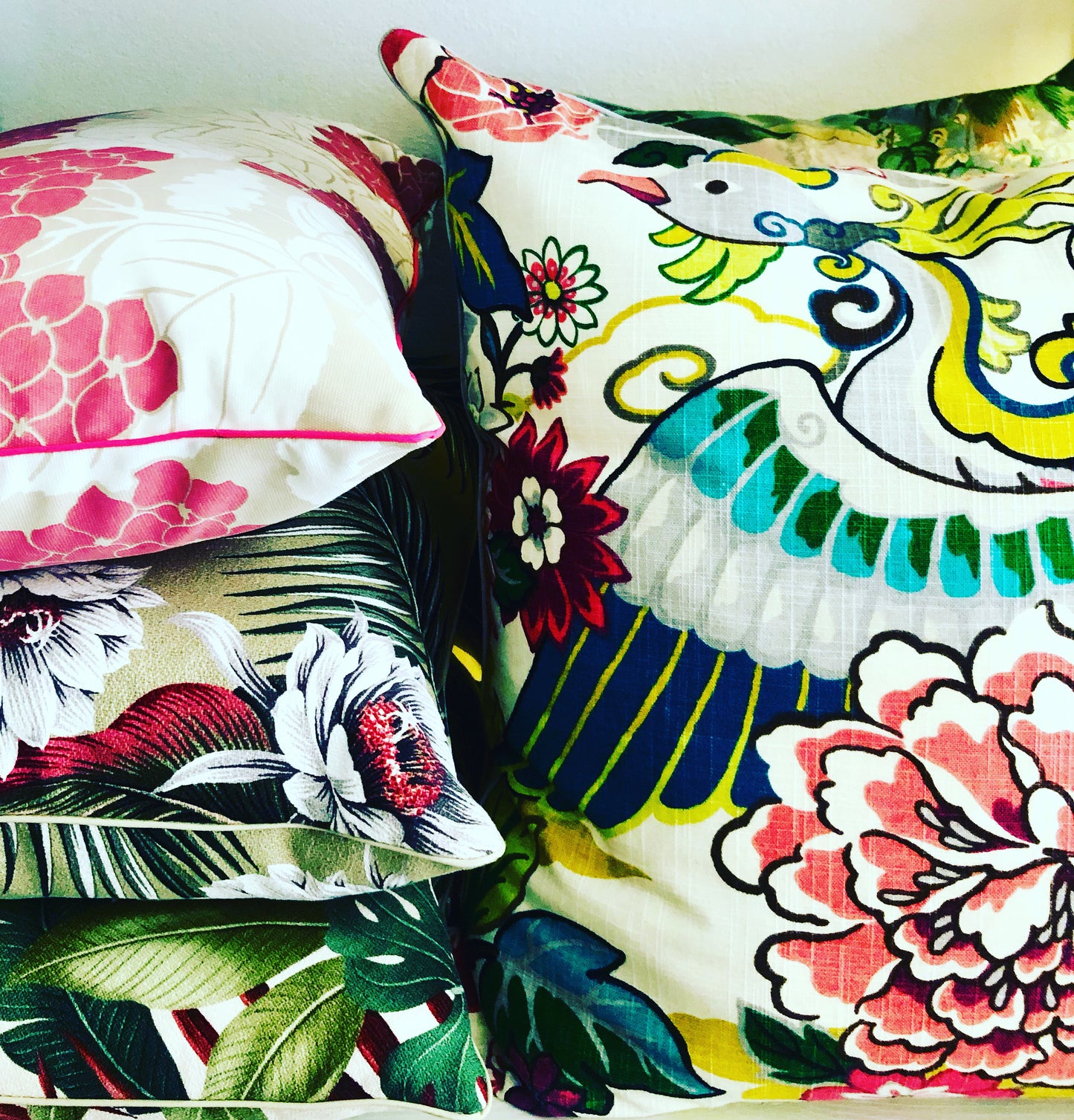 Phoenix bloom cushion