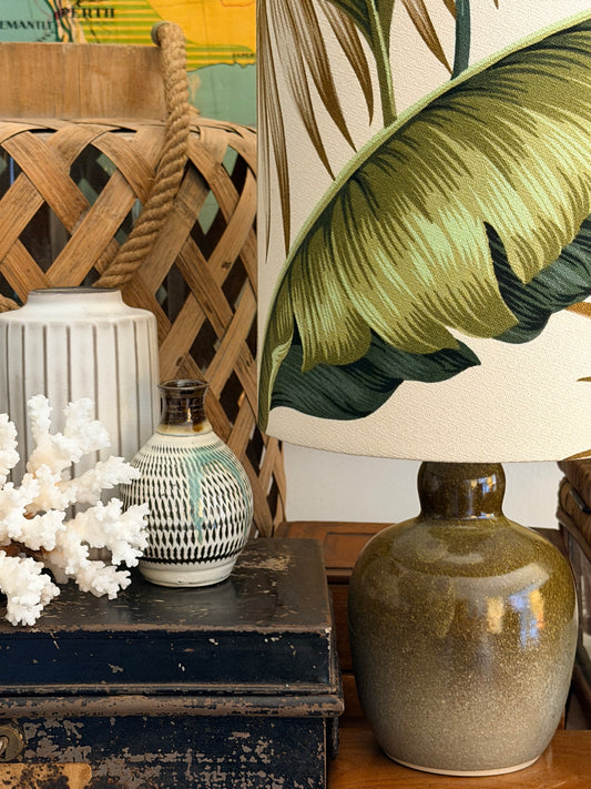 Banana leaf khaki AJ lamp