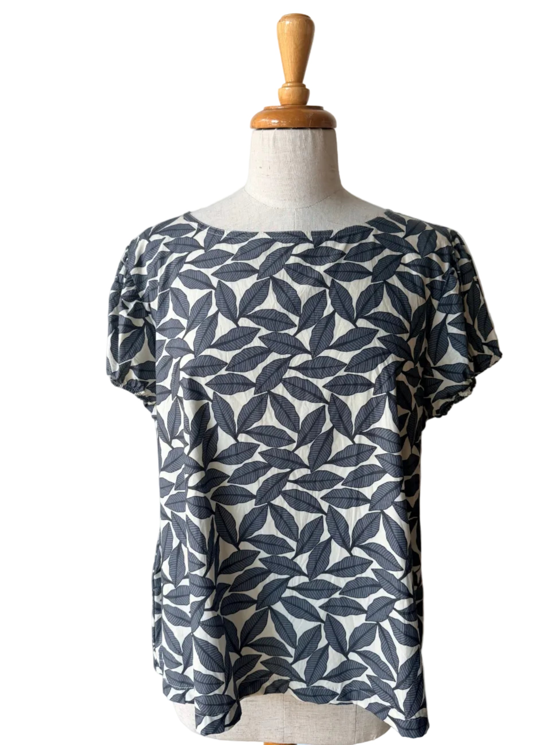 charcoal leaf lola top