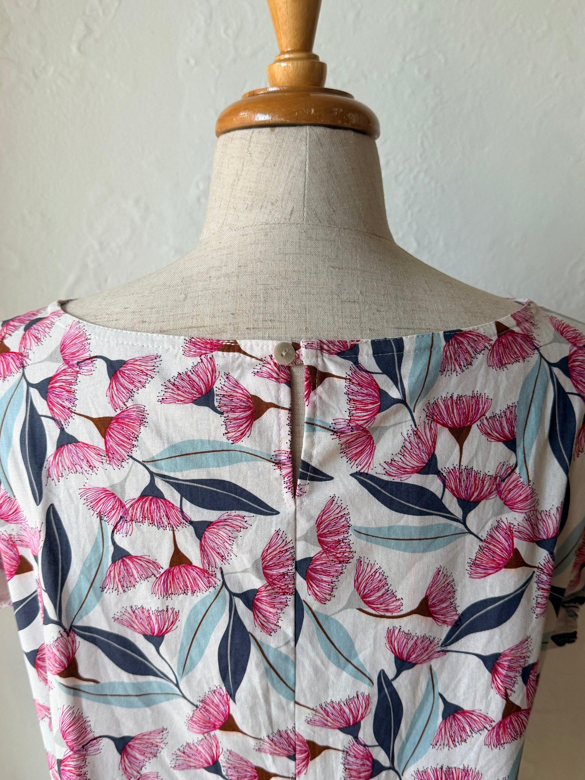 flowering gum lola top