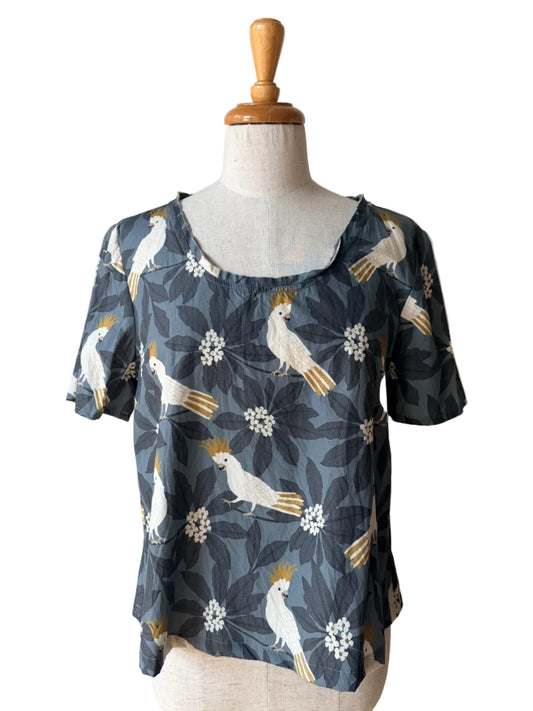 charcoal cockatoo jamie top