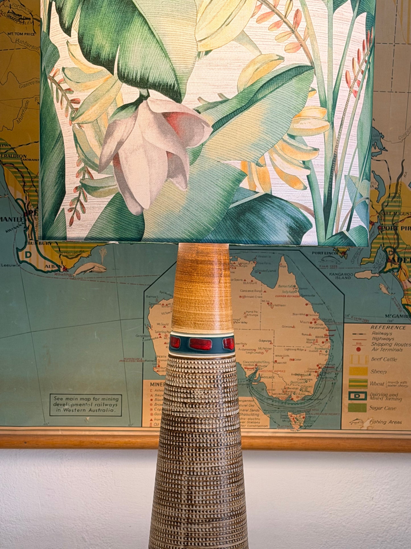 Vintage column table lamp
