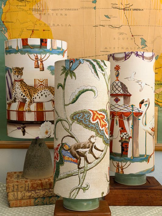 Circle monkey lamp
