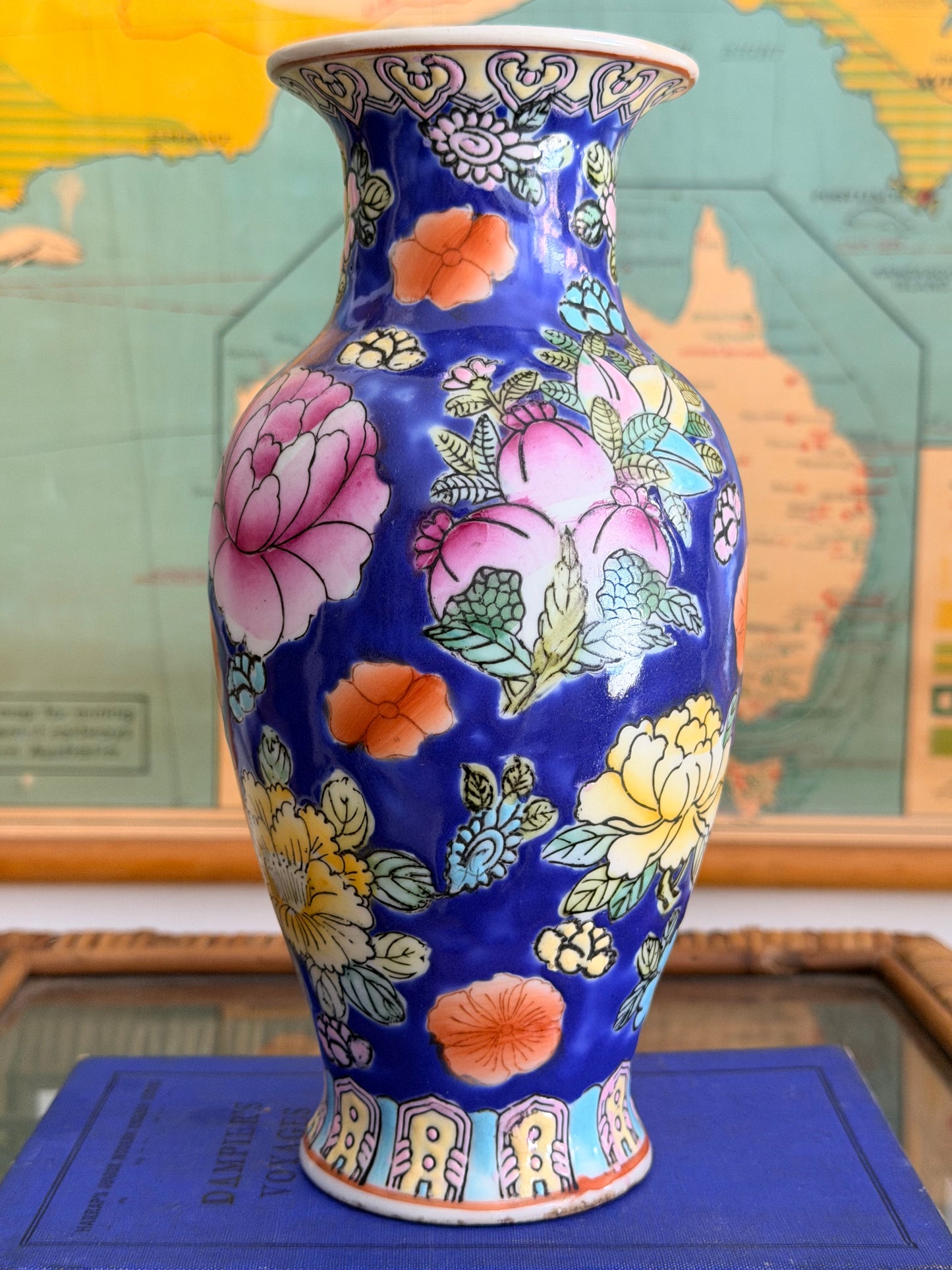 Vintage Chinese vase