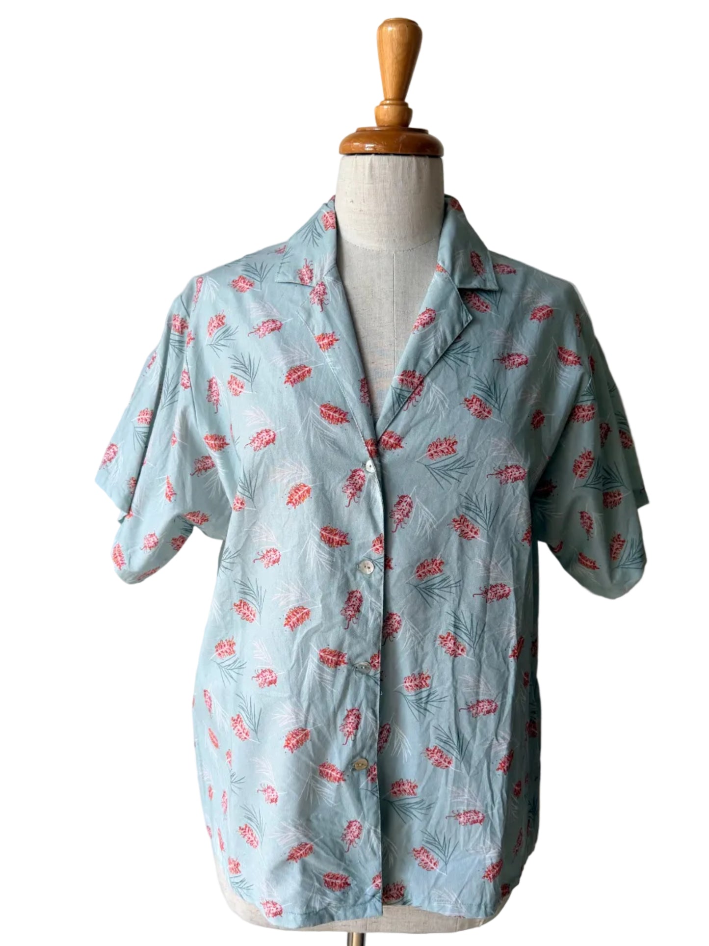 long bobby shirt blue grevillieas