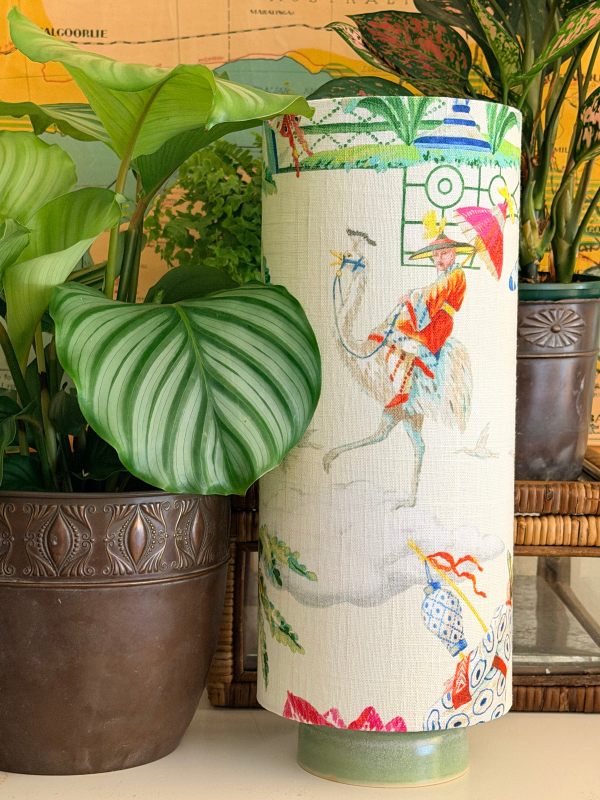 table lamp with tall chinoiserie lampshade