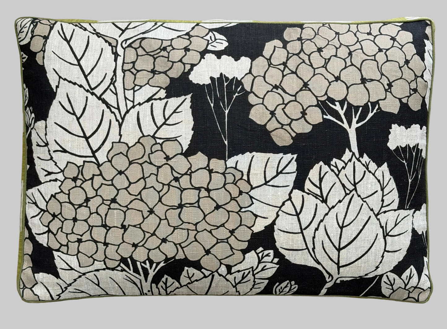 Walled hydrangea cushions