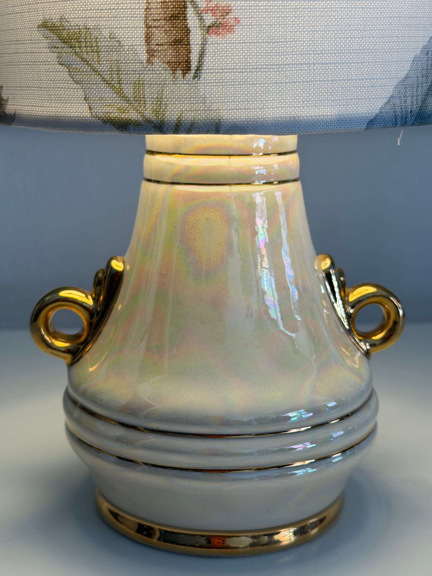 vintage pearl lustre lamp